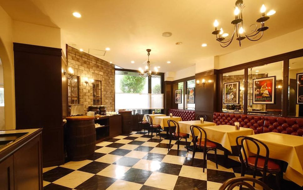 Restaurant Photo