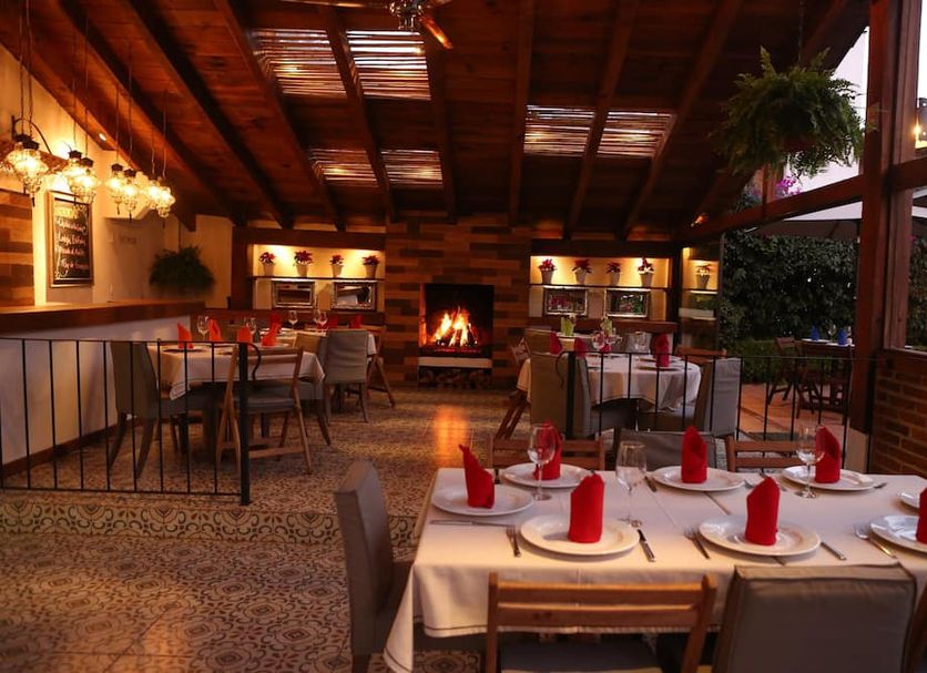 Restaurant Photo