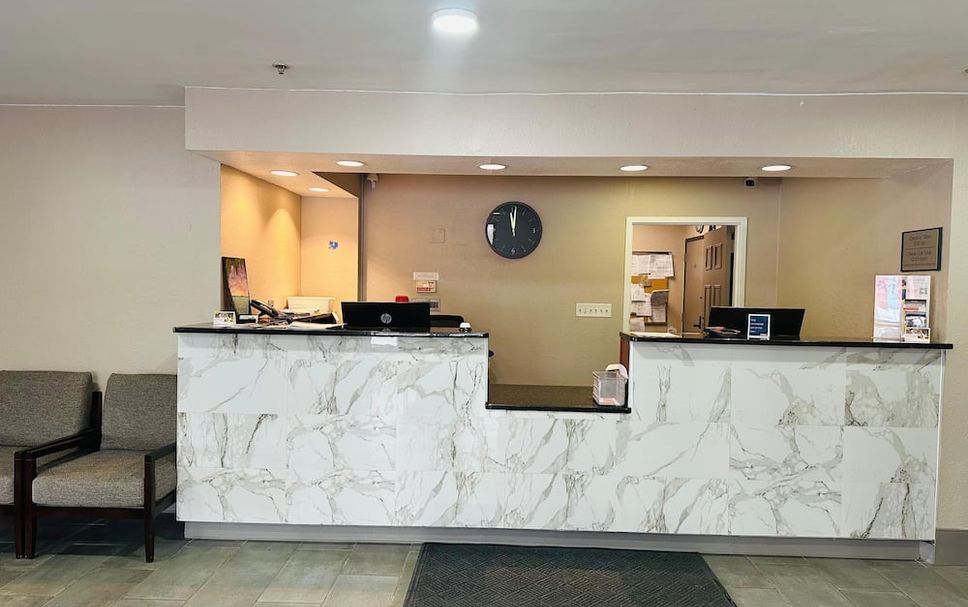 Front desk Photo