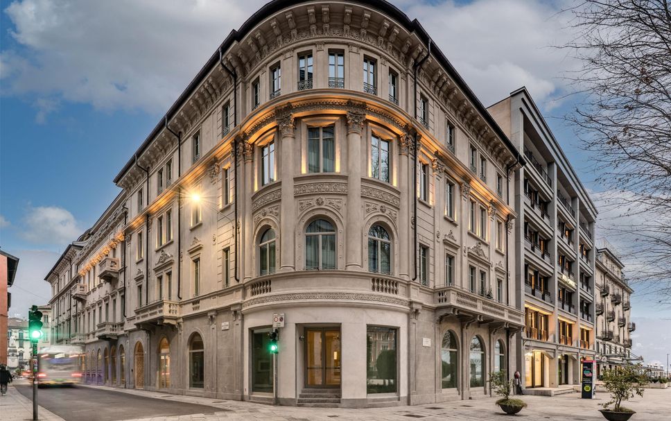 Building Photo