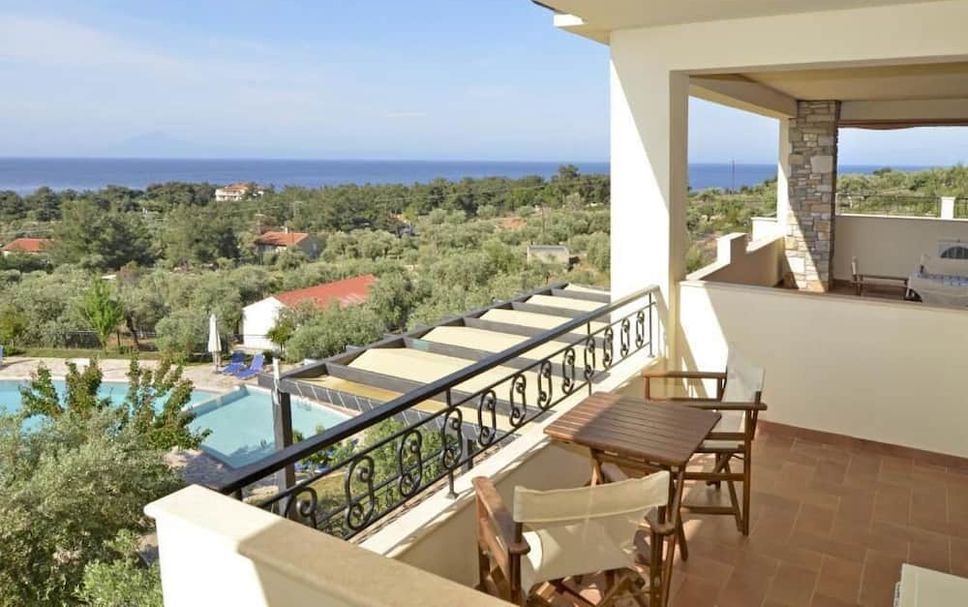 Balcony Photo