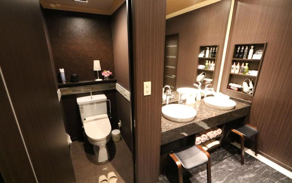 Bathroom Photo