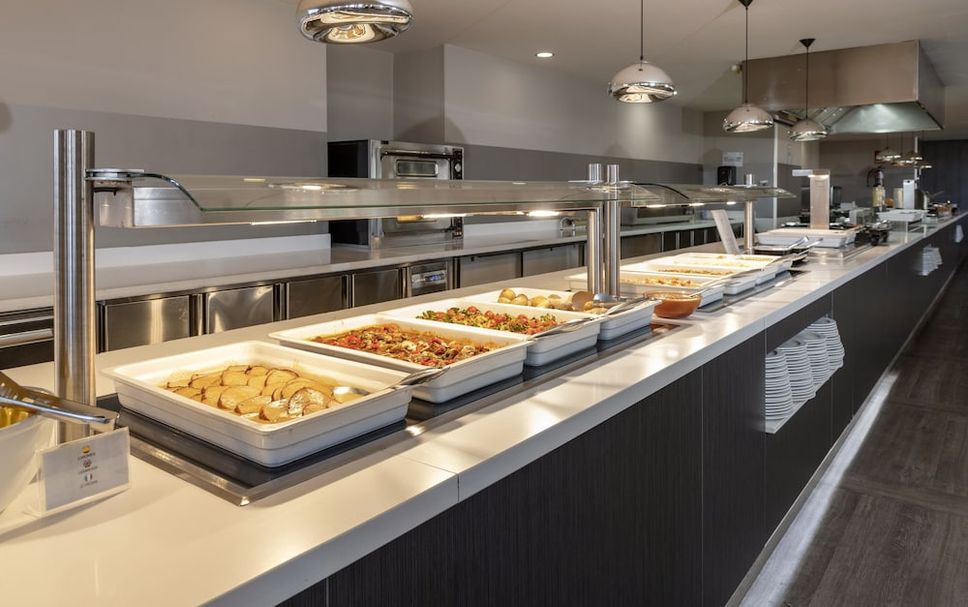 Buffet Photo