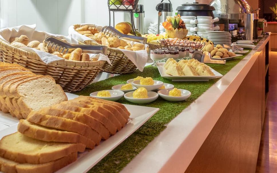 Buffet Photo