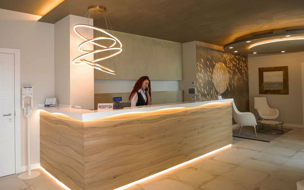 Front desk Photo