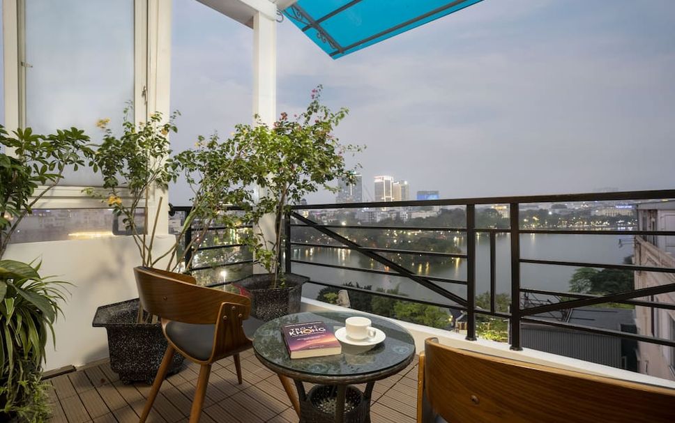 Balcony Photo