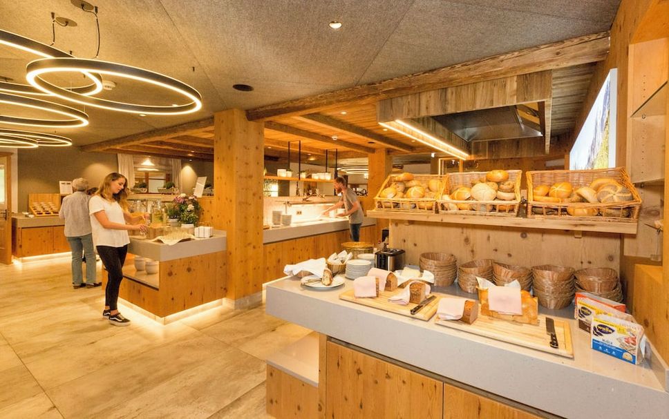 Buffet Photo