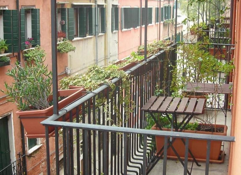Balcony Photo