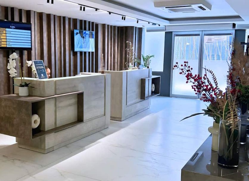 Front desk Photo