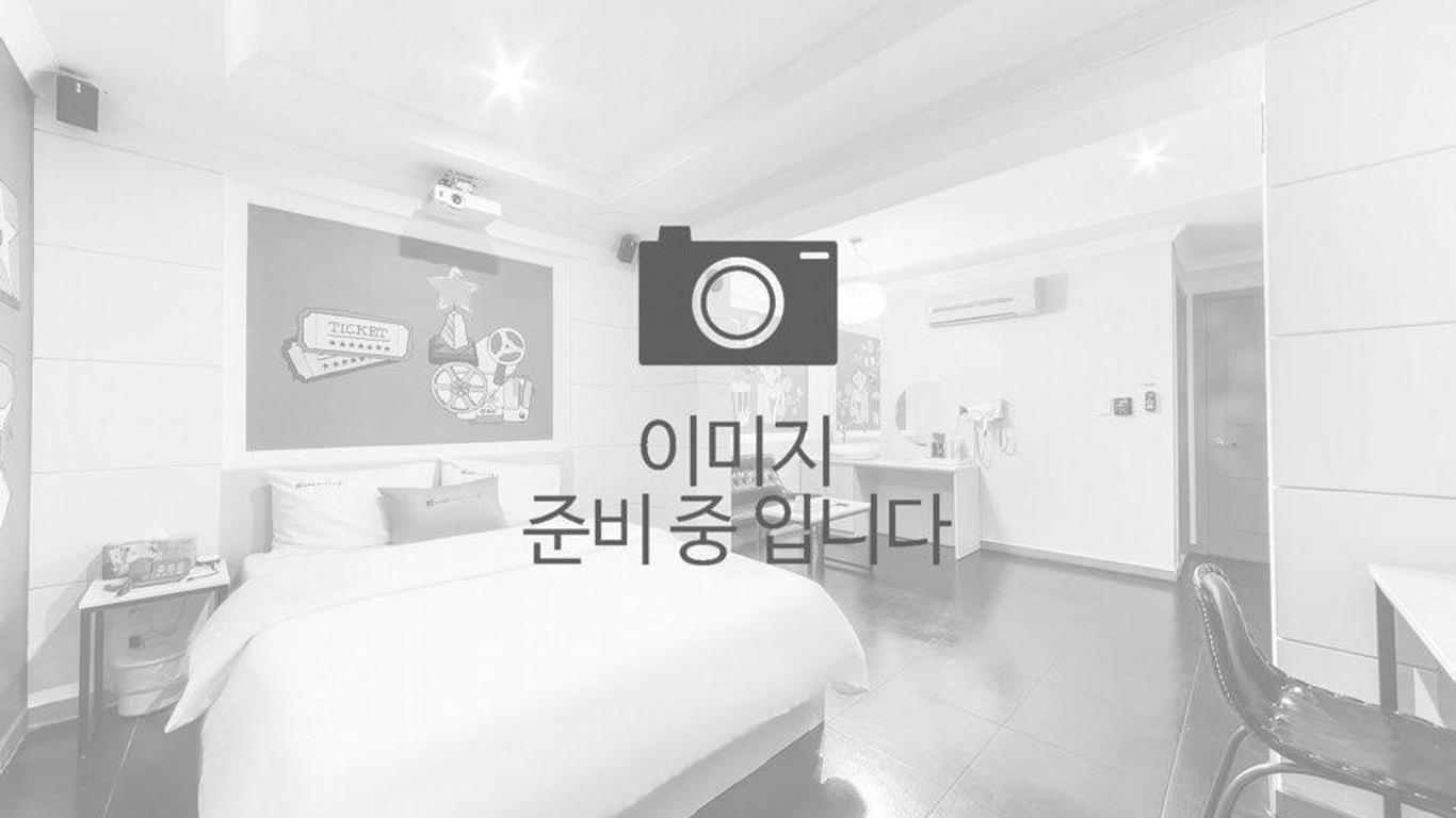 Hero photo