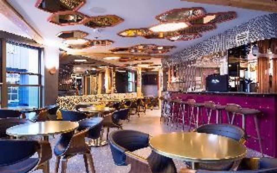 Bar Photo