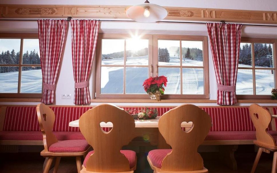 Dining room Photo