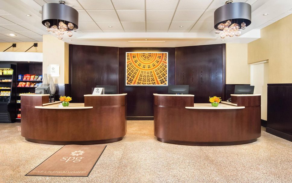 Front desk Photo