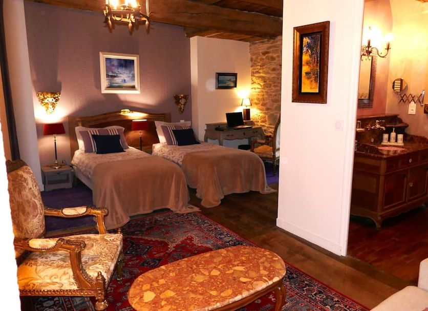 Bedroom Photo