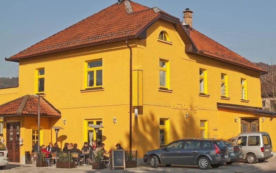 Building Photo
