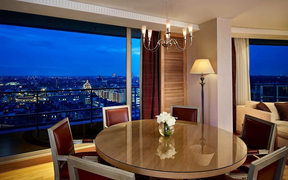 Dining room Photo