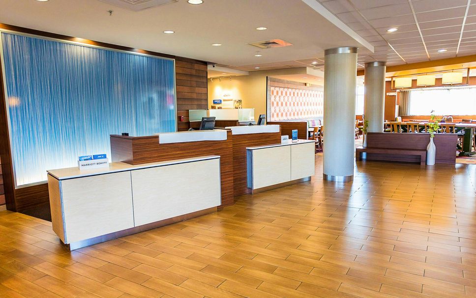 Front desk Photo