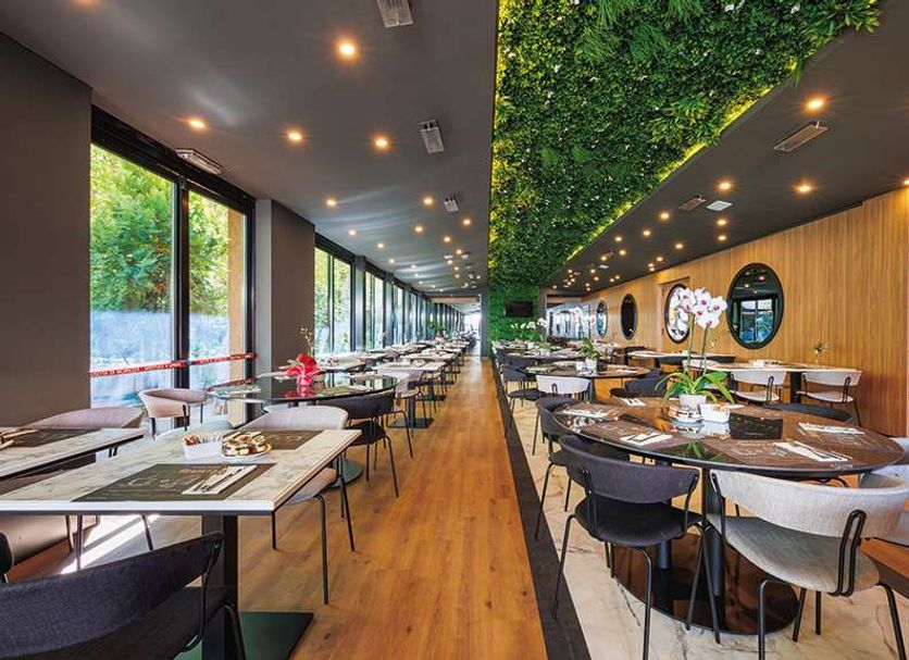 Restaurant Photo