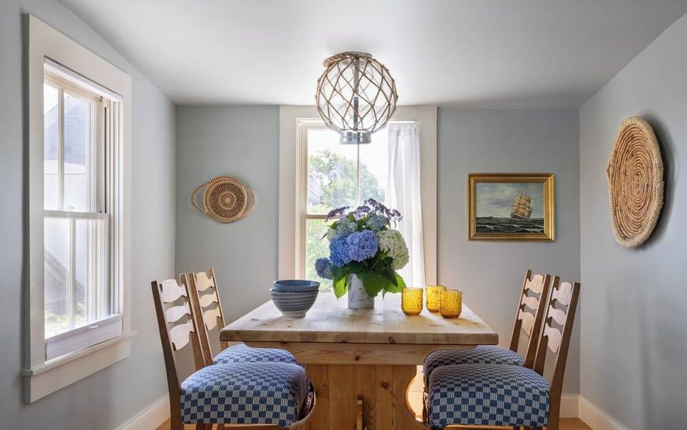 Dining room Photo