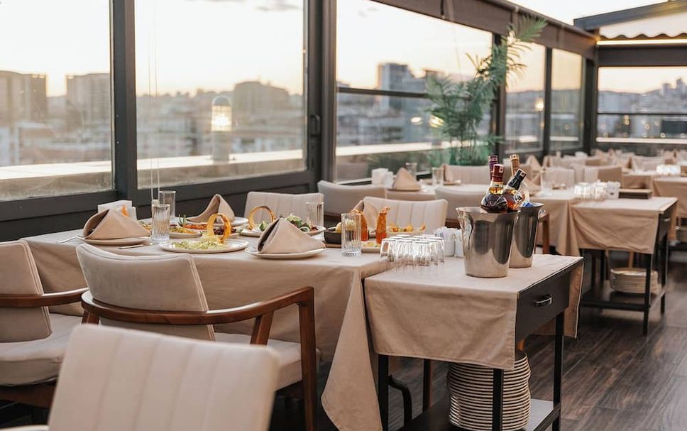 Restaurant Photo