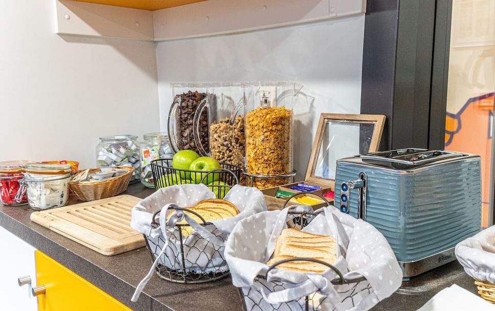 Buffet Photo
