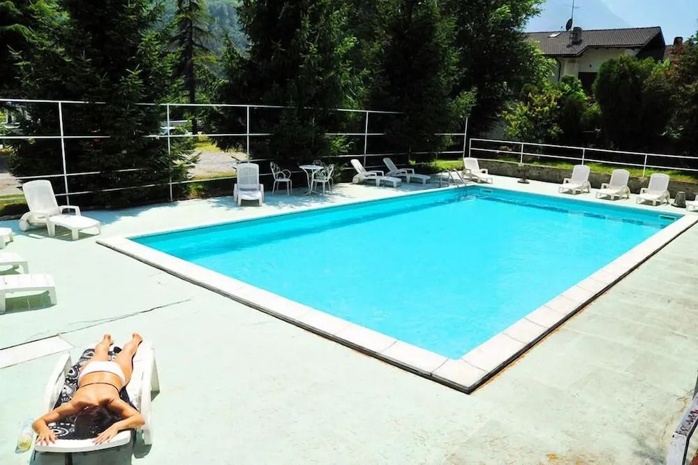 Pool Photo
