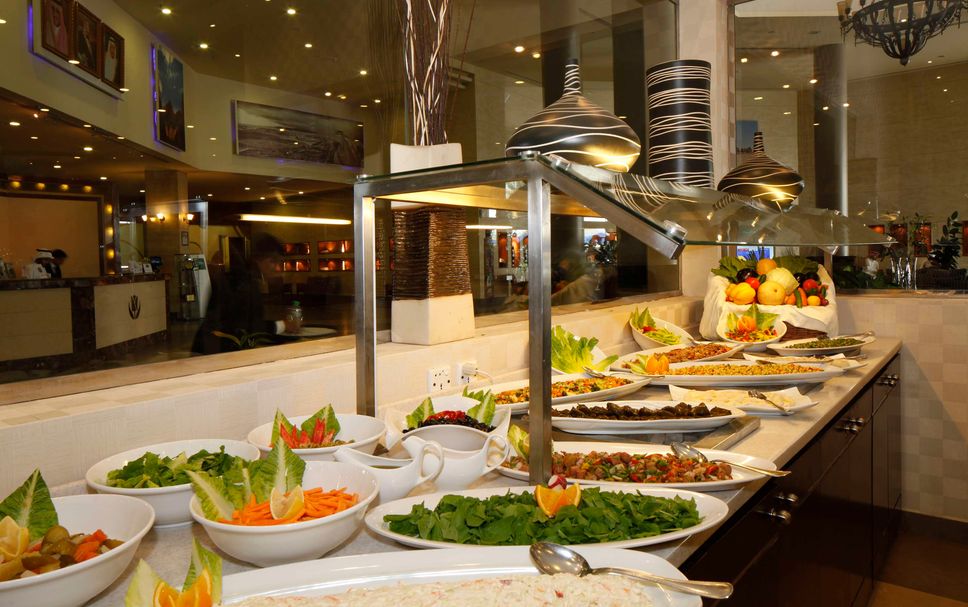 Buffet Photo