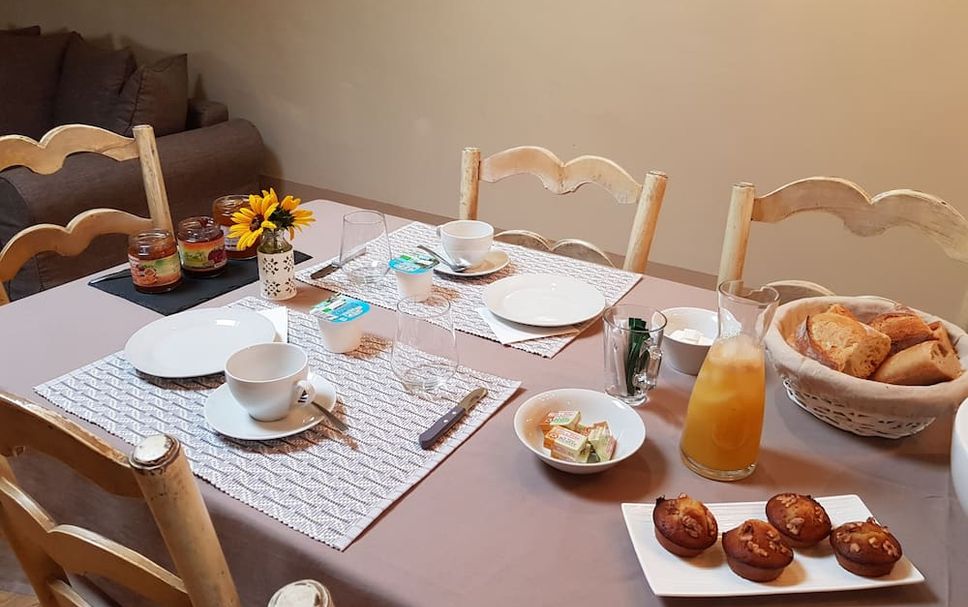 Dining room Photo