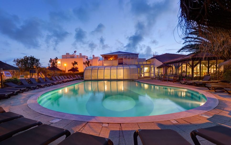 Penthouse with rooftop pool - Duna Parque Resorts & Hotels in Vila Nova ...