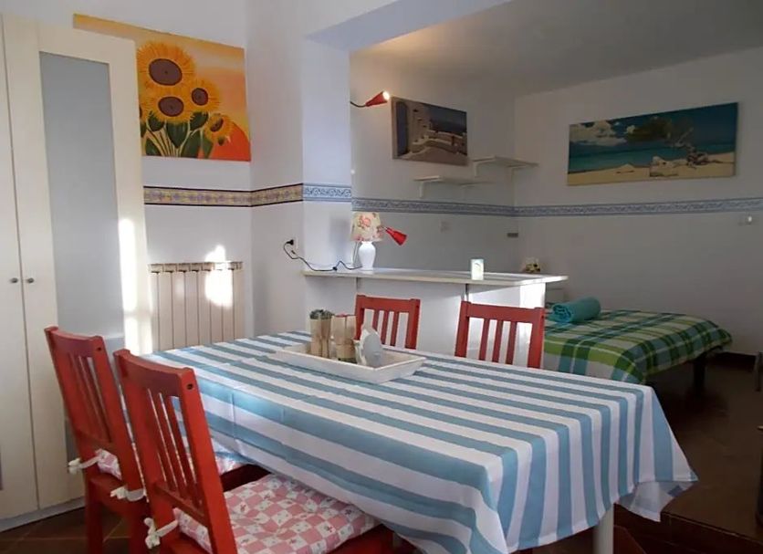 Dining room Photo