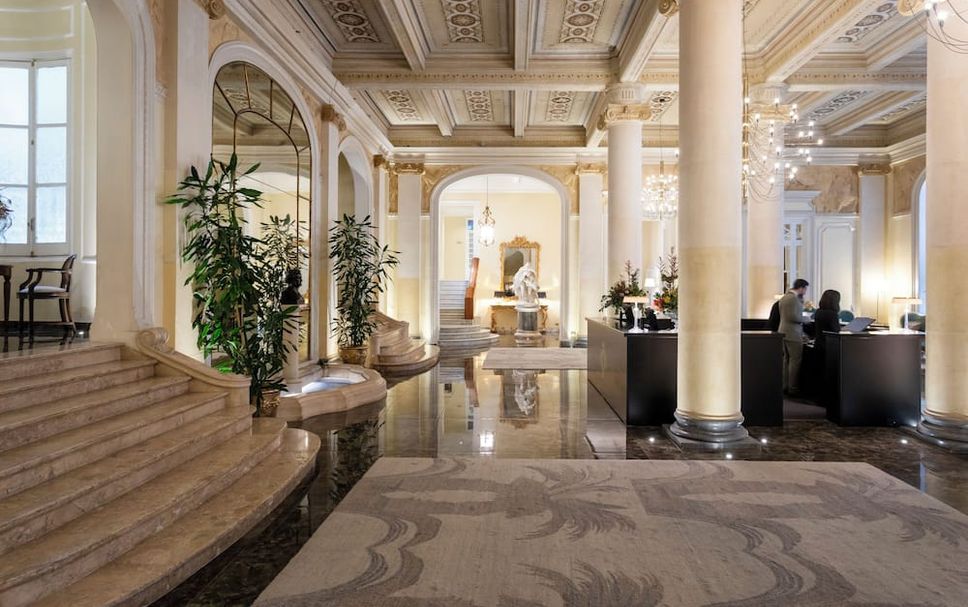 Lobby Photo