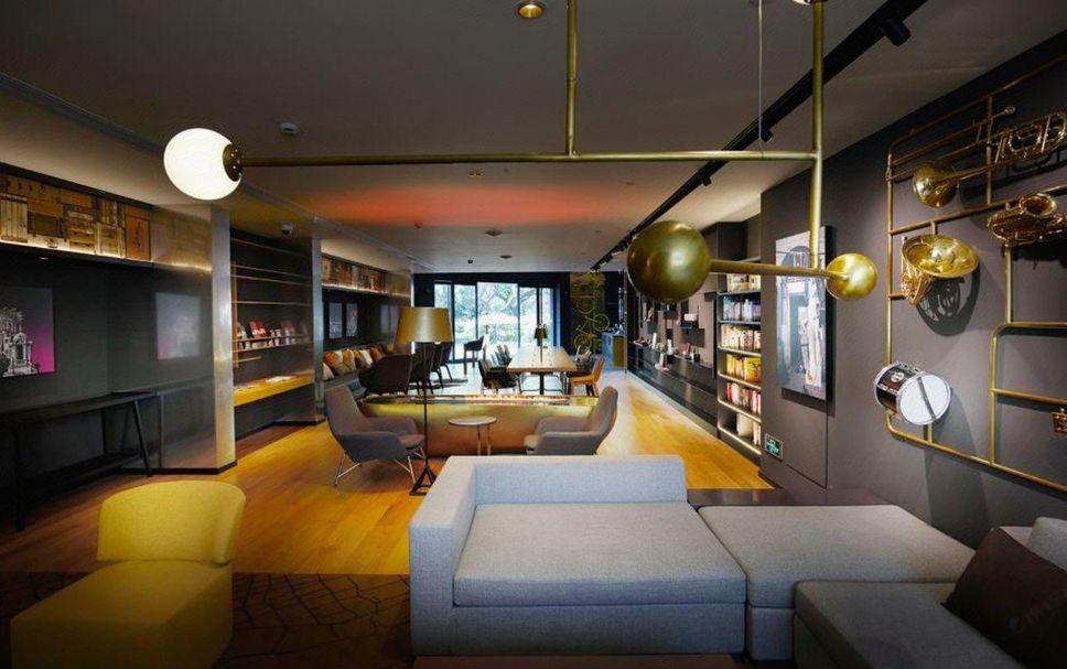 Lounge Photo