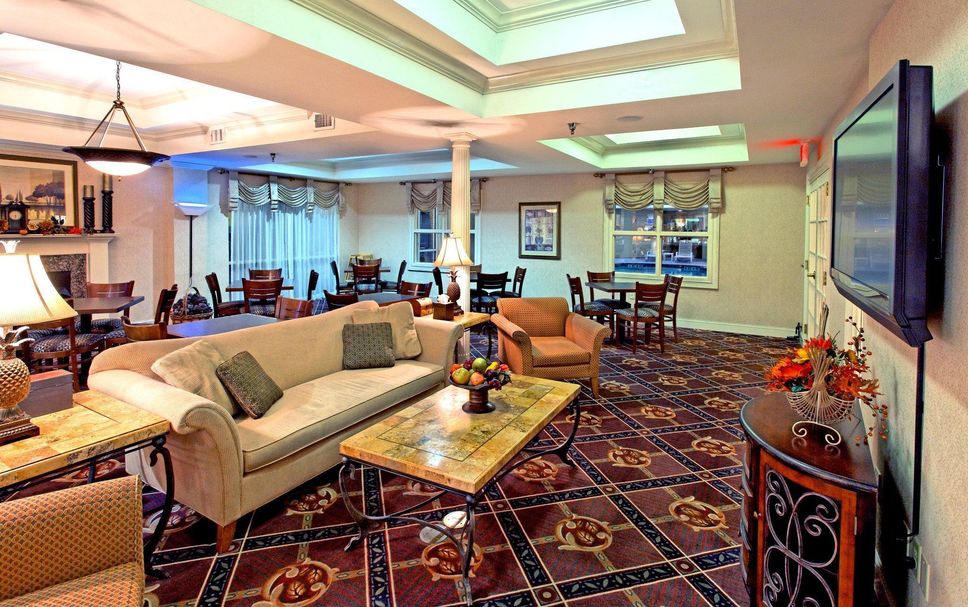 Lounge Photo
