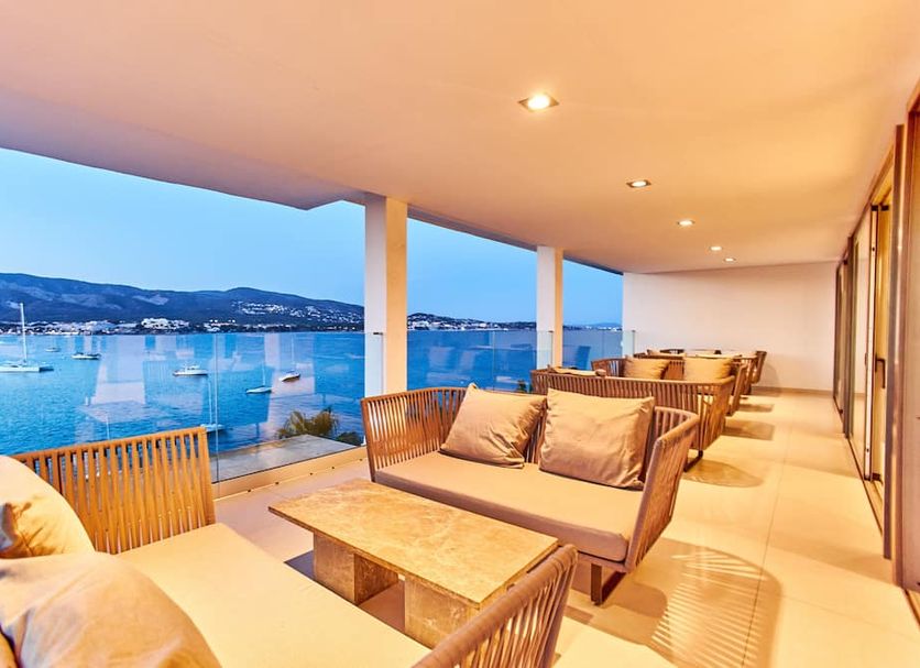 Balcony Photo
