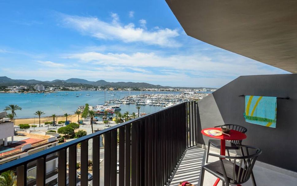 Balcony Photo