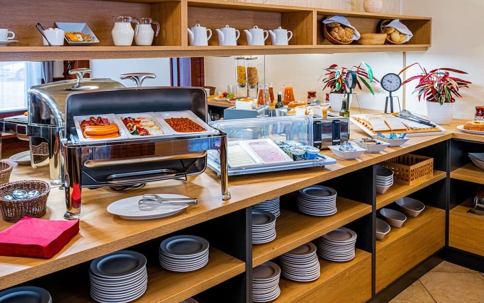 Buffet Photo