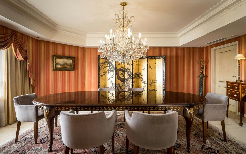 Dining room Photo