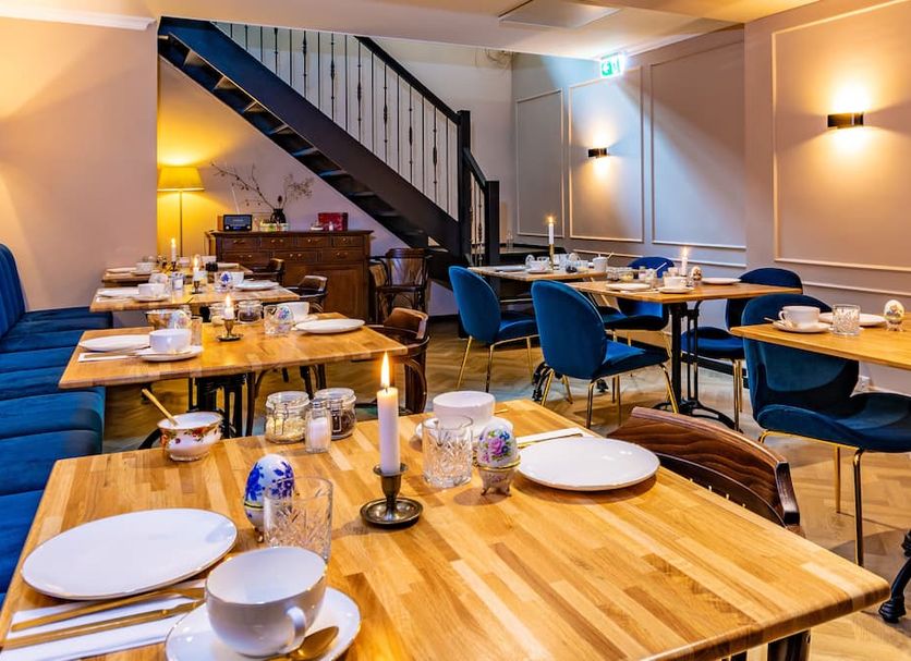Restaurant Photo