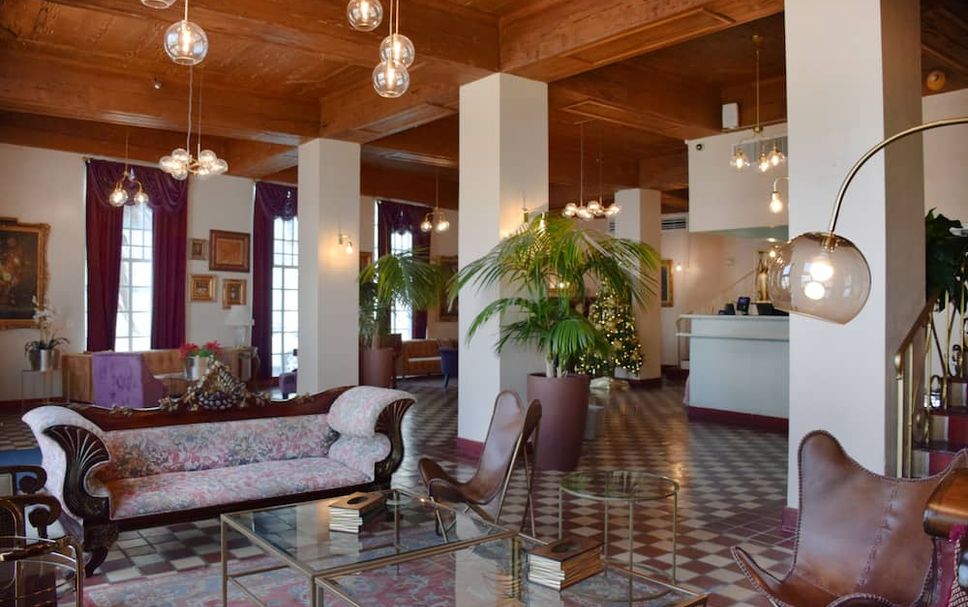 Lobby Photo