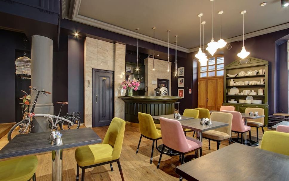 Restaurant Photo