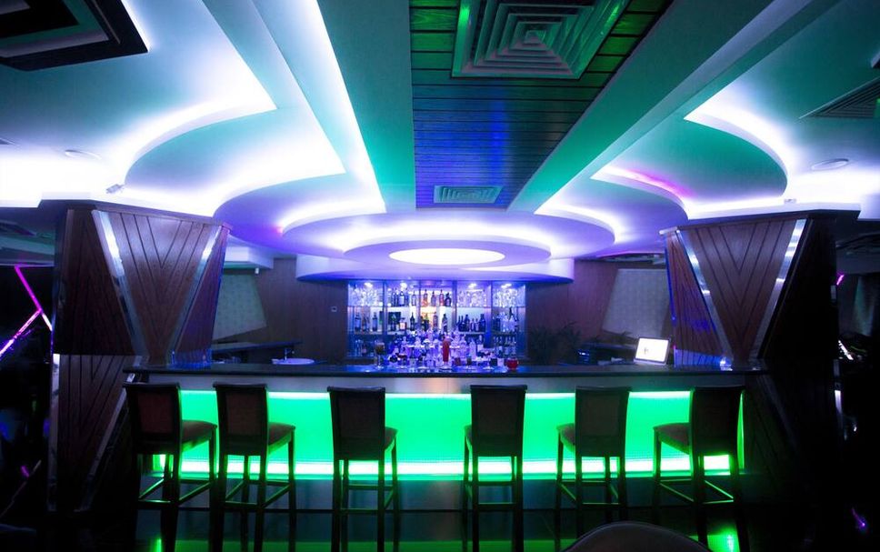 Bar Photo