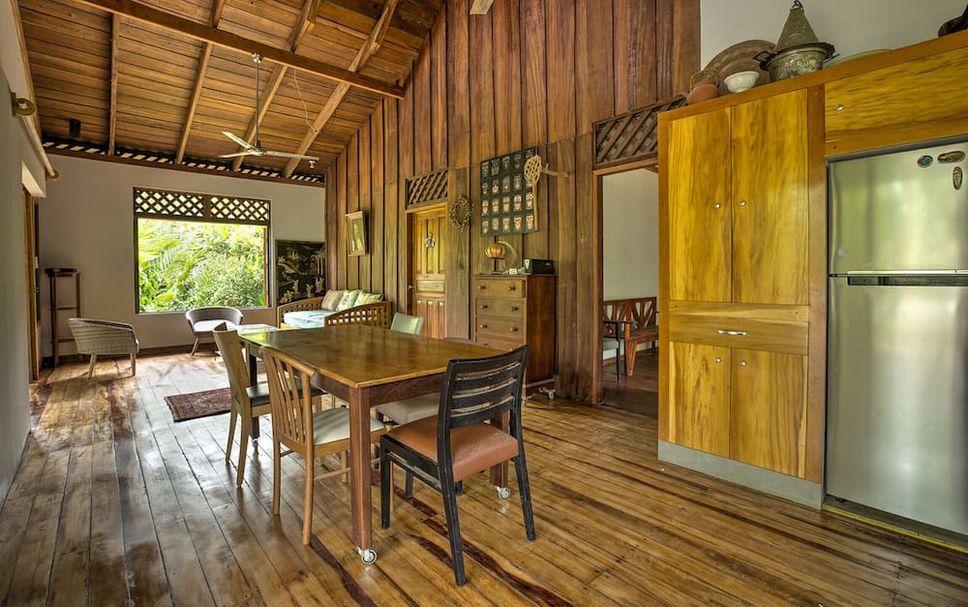 Dining room Photo
