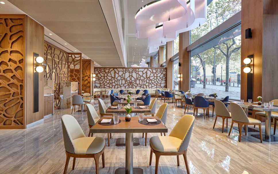 Restaurant Photo
