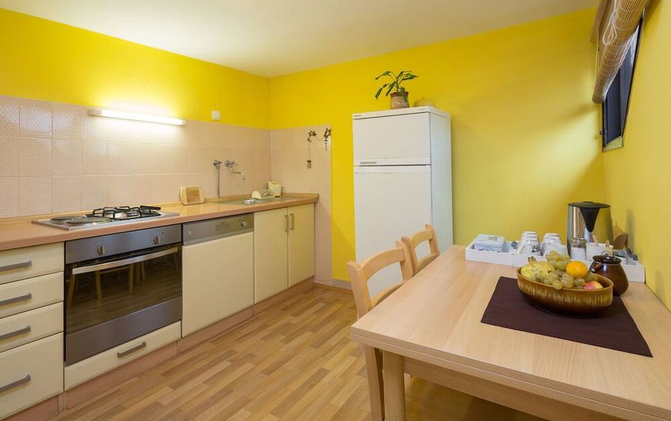 Kitchen Photo