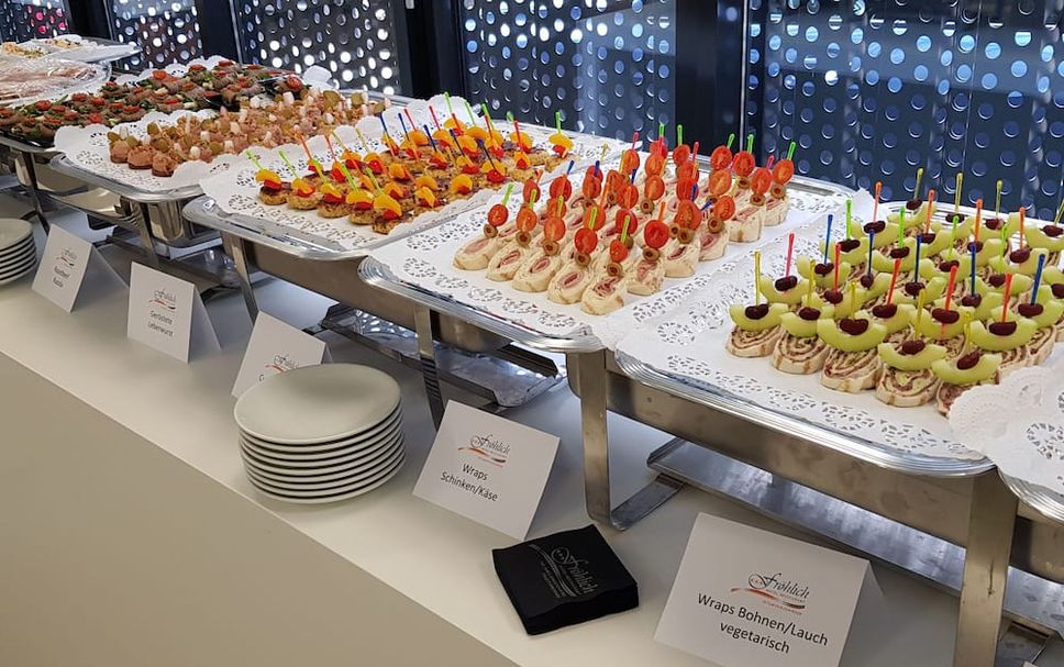 Buffet Photo