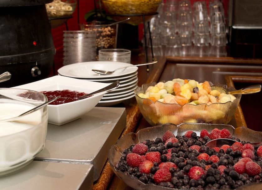 Buffet Photo
