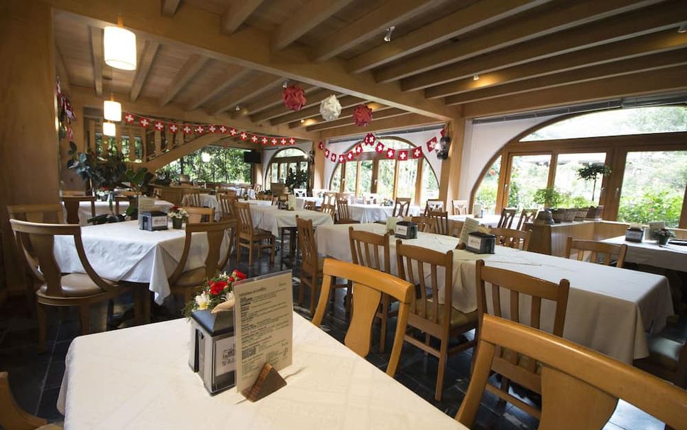 Restaurant Photo