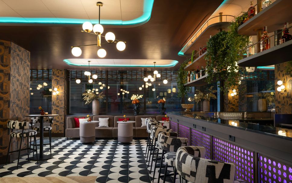 Bar Photo