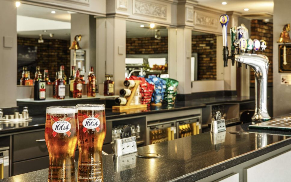 Bar Photo