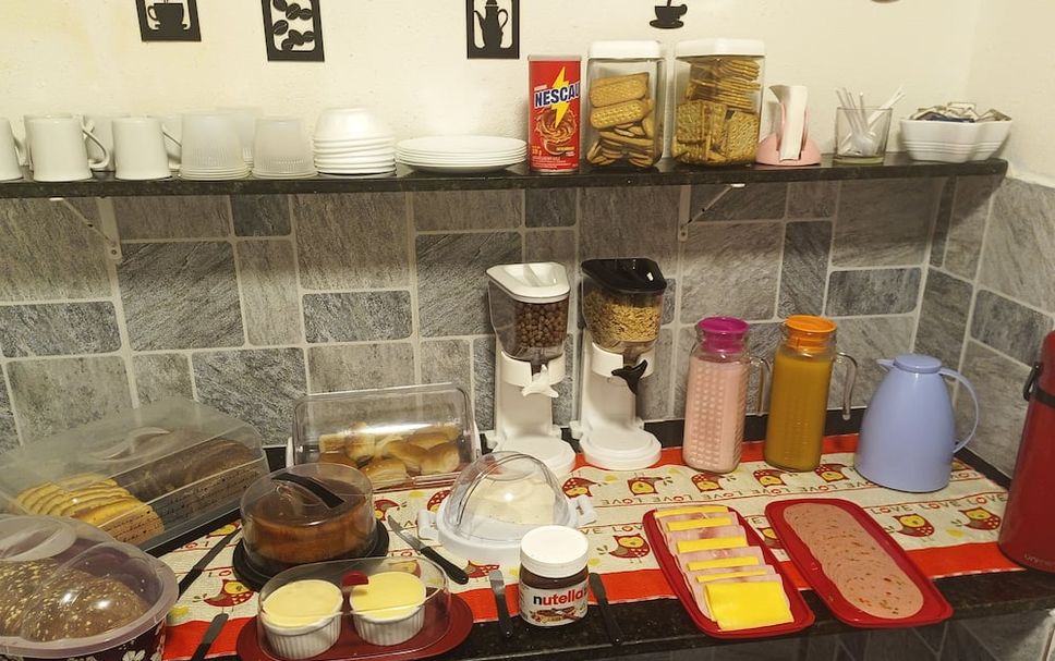 Buffet Photo